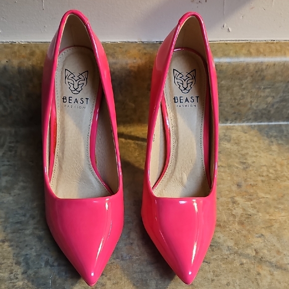 Beast Fashion Women's Pink Heels - Picture 1 of 6